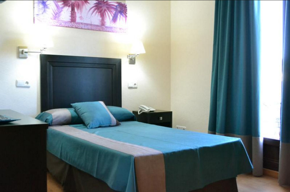 Hotel & Spa Plaza Arriate Extérieur photo