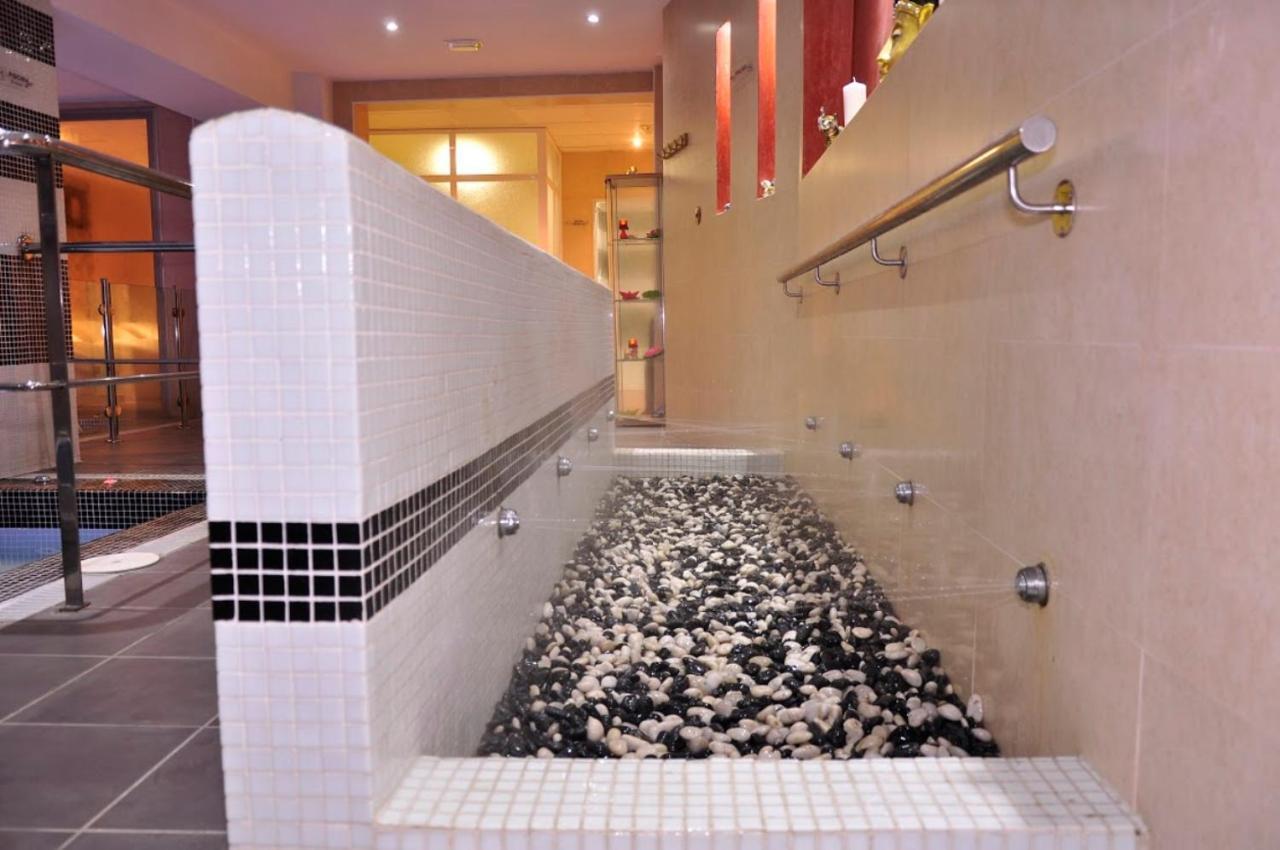 Hotel & Spa Plaza Arriate Extérieur photo