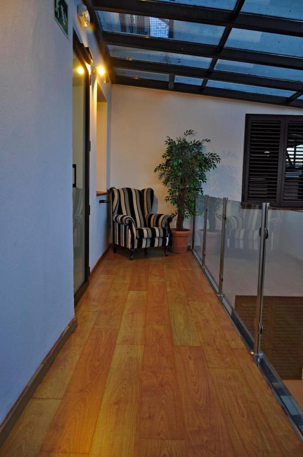 Hotel & Spa Plaza Arriate Extérieur photo